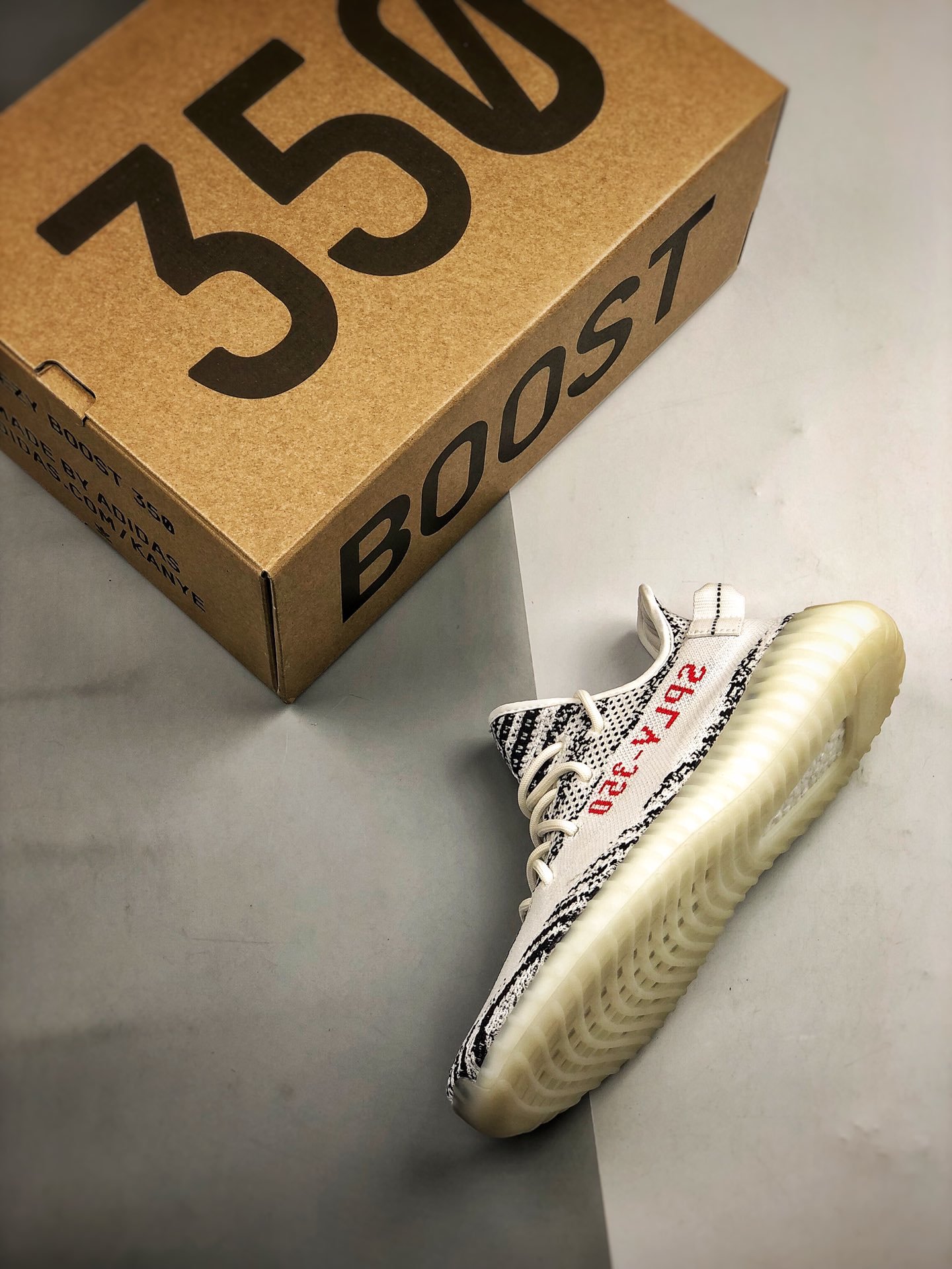 Og Yeezy Boost 350 V2 Zebra White/Core Black/Red 3