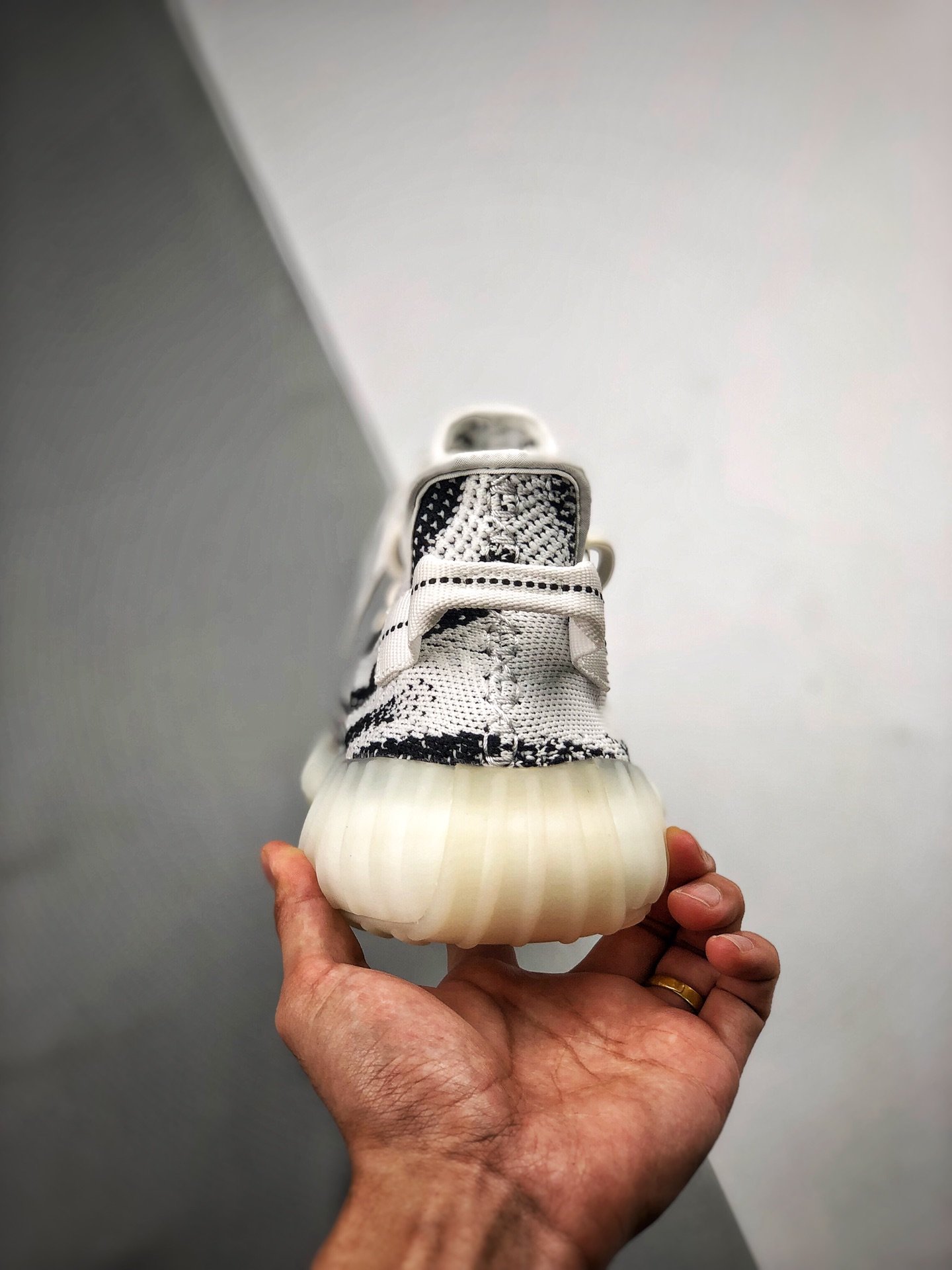 Og Yeezy Boost 350 V2 Zebra White/Core Black/Red 5