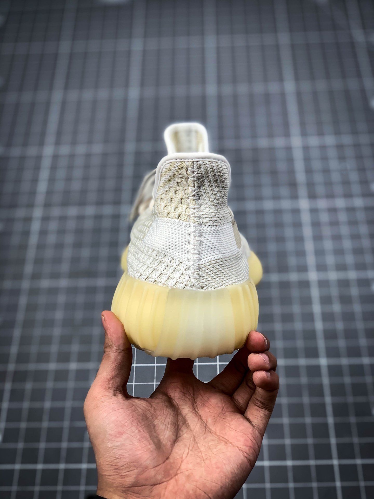 Yeezy Boost 350 V2 Abez/Abez-Abez 9