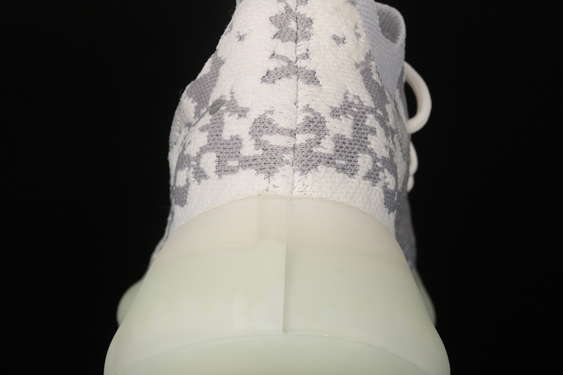 Yeezy Boost 380 Alien Cloud White/Cloud White 3