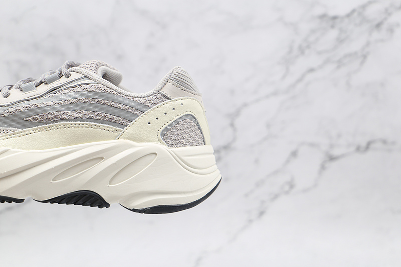 Yeezy Boost 700 V2 Static/Static/Static 13