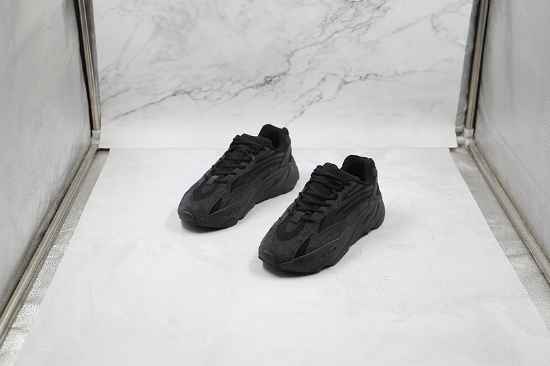 Yeezy Boost 700 V2 Vanta/Vanta/Vanta 17