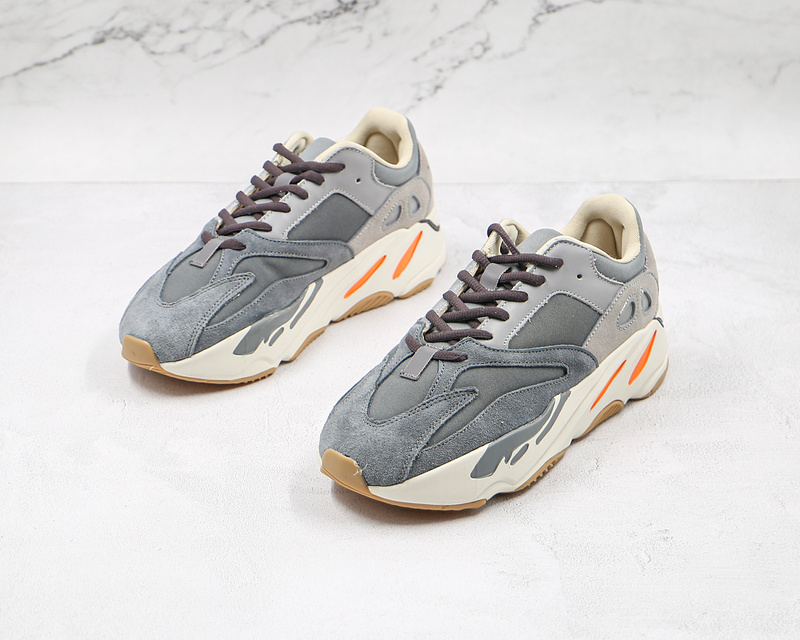 Yeezy Boost 700 V2 Magnet/Magnet/Magnet 7