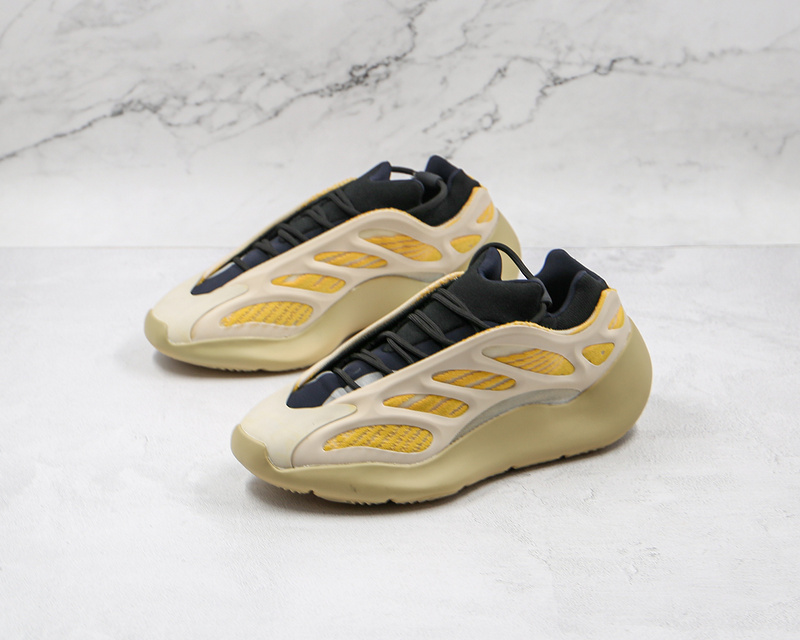 Yeezy Boost 700 V3 Safflower Safflower/Safflower/Safflower 5