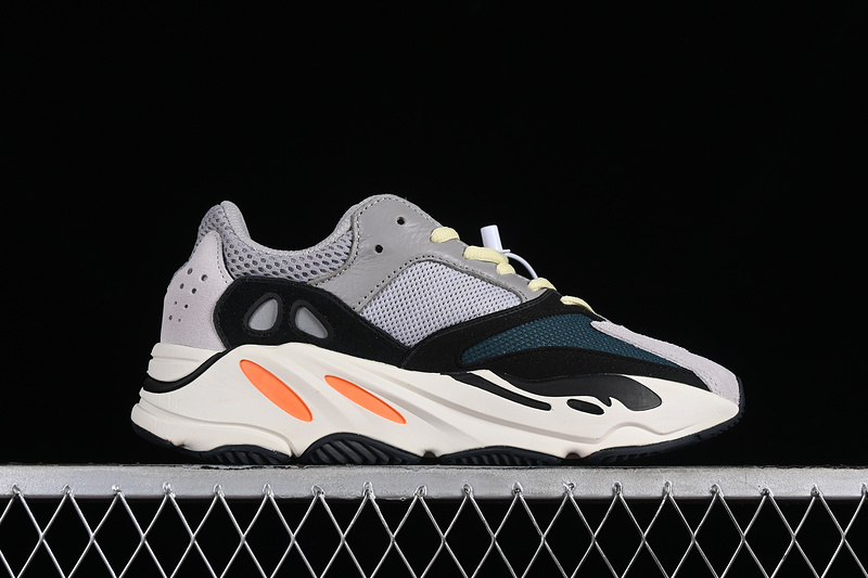 Calabasas Yeezy Boost 700 Runner Solid Grey/Chalk White/Core Black 7