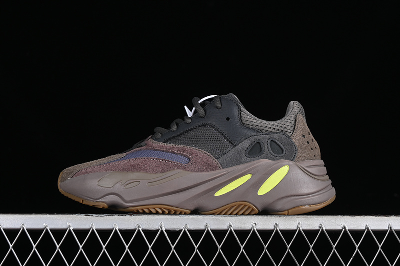 Calabasas Yeezy Boost 700 Runner Mauve/Mauve/Mauve 29