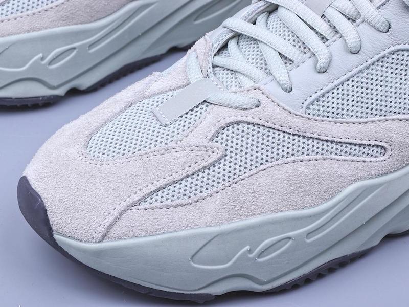 X10 Yeezy Boost 700 V2 Salt Salt/Salt 3