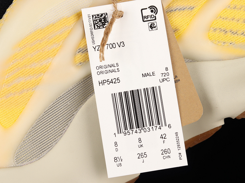 Yeezy 700 V3 Mono Safflower/Mono Safflower/Mono Safflower 21