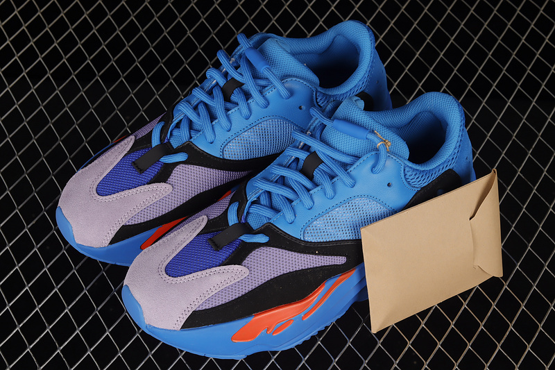 Yeezy Boost 700 Hi-Res Blue/Black/Hi-Res Blue 25