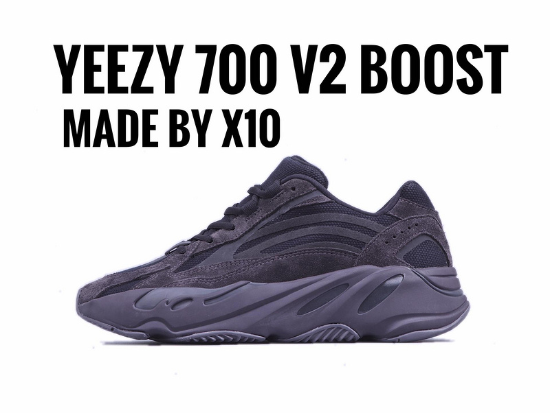 X10 Yeezy Boost 700 V2 Vanta Vanta/Vanta 11