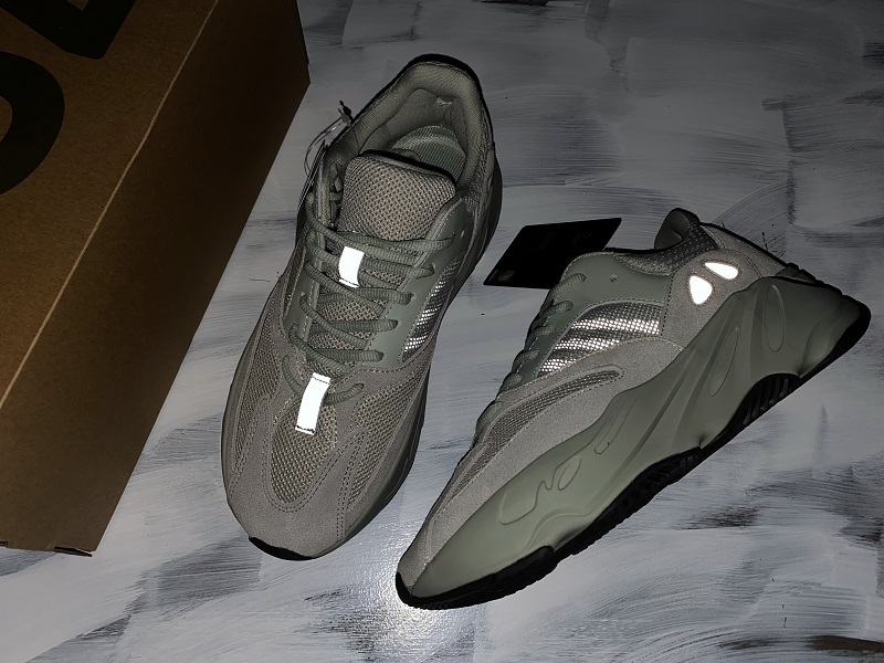 Owf Yeezy Boost 700 V2 Salt Salt/Salt 3