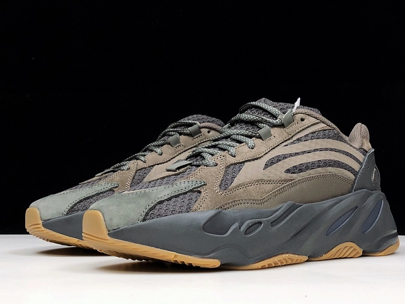 Get Yeezy Boost 700 V2 Geode/Geode/Geode 29