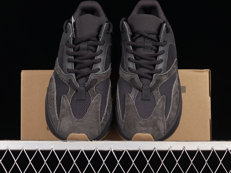 Og Yeezy Boost 700 Utility Black/Utility Black/Utility Black 29