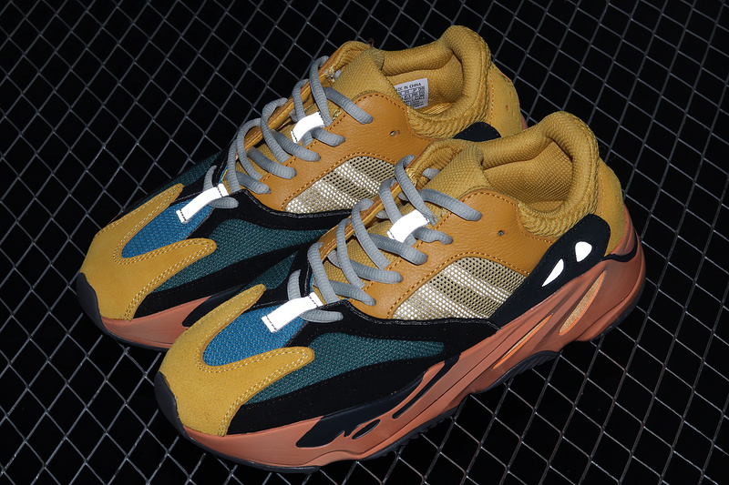 Yeezy Boost 700 Sun Sun/Sun-Sun 9