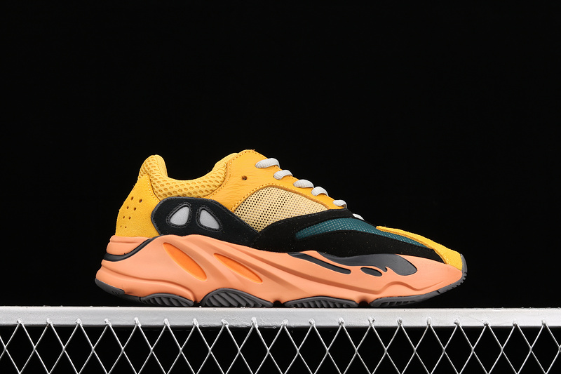 Yeezy Boost 700 Sun Sun/Sun-Sun 27