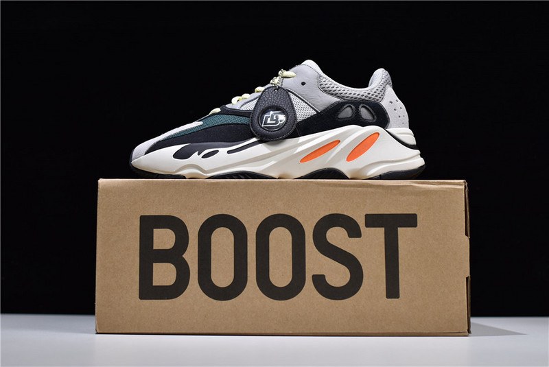 Bc Yeezy Boost 700 Wave Runner Mgsogr/Cwhite/Cblack 3