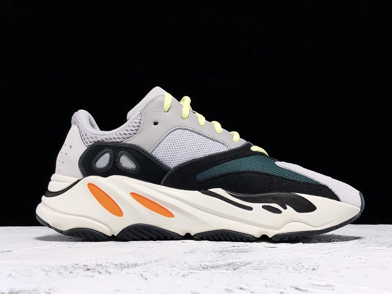 Yeezy Boost 700 Wave Runner Mgsogr/Cwhite/Cblack 29