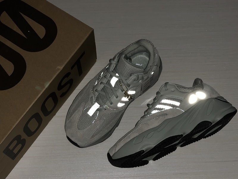 H12 Yeezy Boost 700 V2 Salt Salt/Salt 5