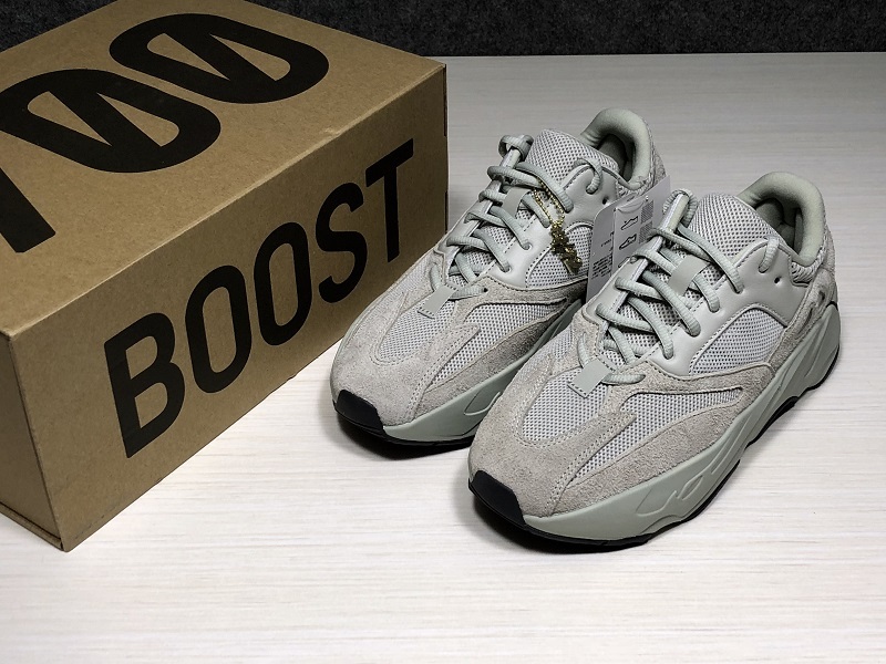 H12 Yeezy Boost 700 V2 Salt Salt/Salt 13