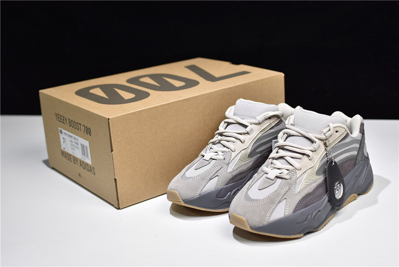 Bc Yeezy Boost 700 V2 Tephra/Tephra/Tephra 97