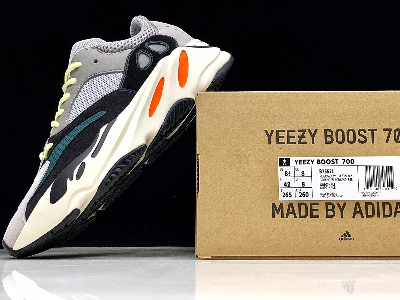 G5 Yeezy Boost 700 Wave Runner Mgsogr/Cwhite/Cblack 11