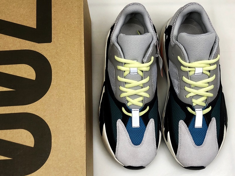 G5 Yeezy Boost 700 Wave Runner Mgsogr/Cwhite/Cblack 35