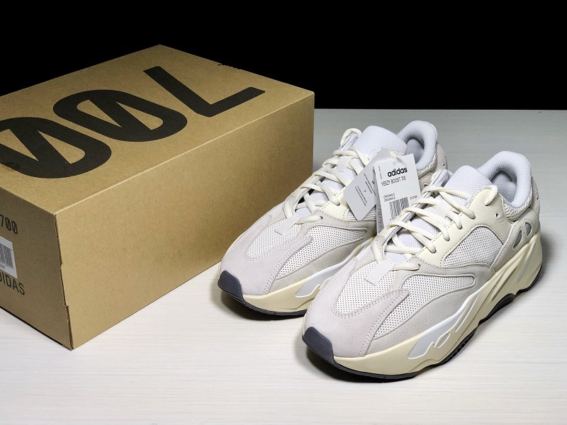 G5 Yeezy Boost 700 Shoes Analog/Analog/Analog 33