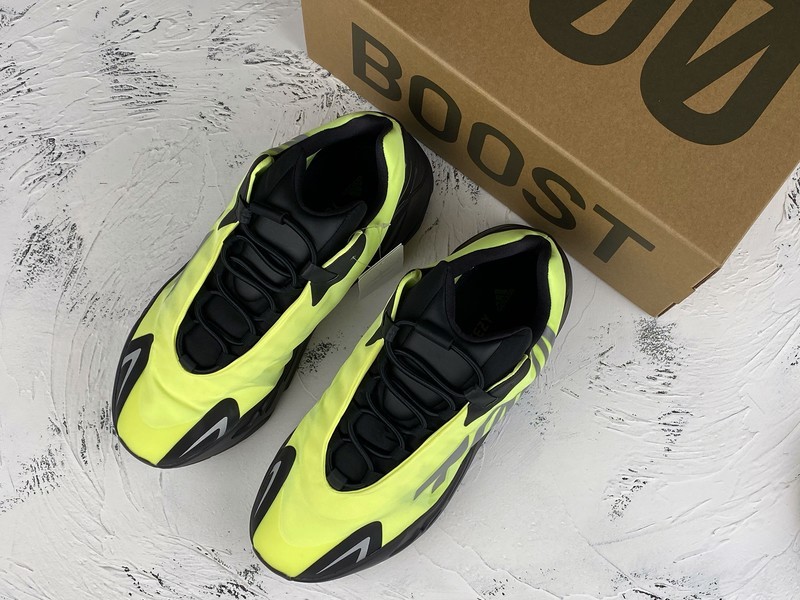 Yeezy Boost 700 Phosphor/Phosphor/Phosphor 23