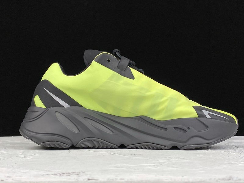 Yeezy Boost 700 Phosphor/Phosphor/Phosphor 31