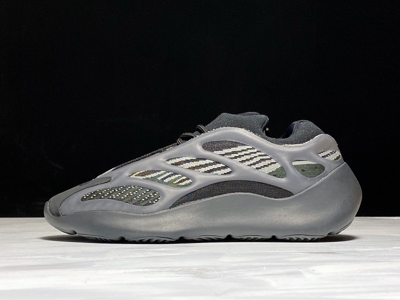 Yeezy Boost 700 V3 Alvah Grey/Black 21