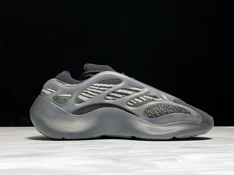 Yeezy Boost 700 V3 Alvah Grey/Black 23