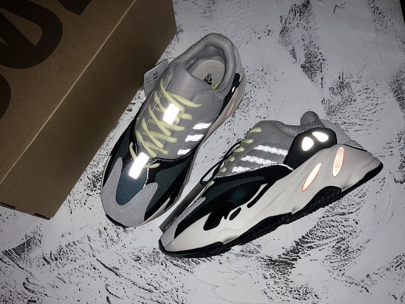 Owf Yeezy Wave Runner Boost Og 700 Solid Grey 5