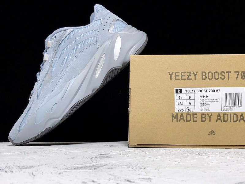 Cy Yeezy Boost 700 V2 Hospital Blue/Grey 11