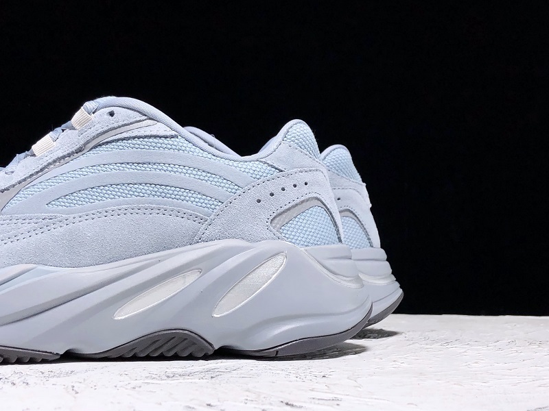 Cy Yeezy Boost 700 V2 Hospital Blue/Grey 19