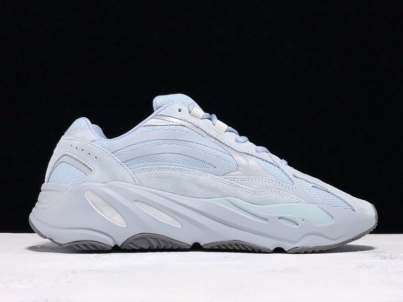 G5 Yeezy Boost 700 V2 Hospital Blue/Grey 11