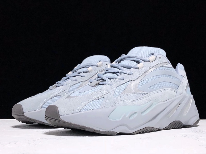 G5 Yeezy Boost 700 V2 Hospital Blue/Grey 23