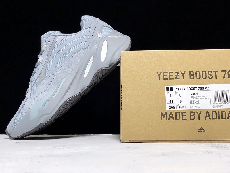 Og Yeezy Boost 700 V2 Hospital Blue/Grey 23