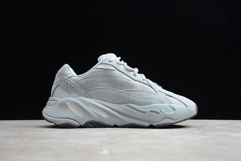 Yeezy Boost 700 V2 Hospital Blue/Grey 27