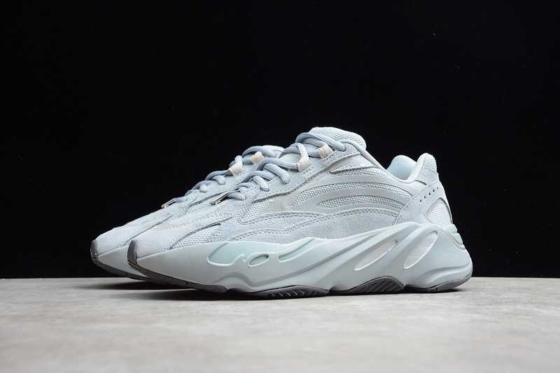 Yeezy Boost 700 V2 Hospital Blue/Grey 29