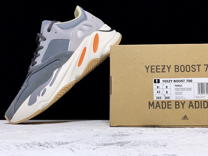 Og Yeezy Boost 700 Magnet/Magnet/Magnet 5