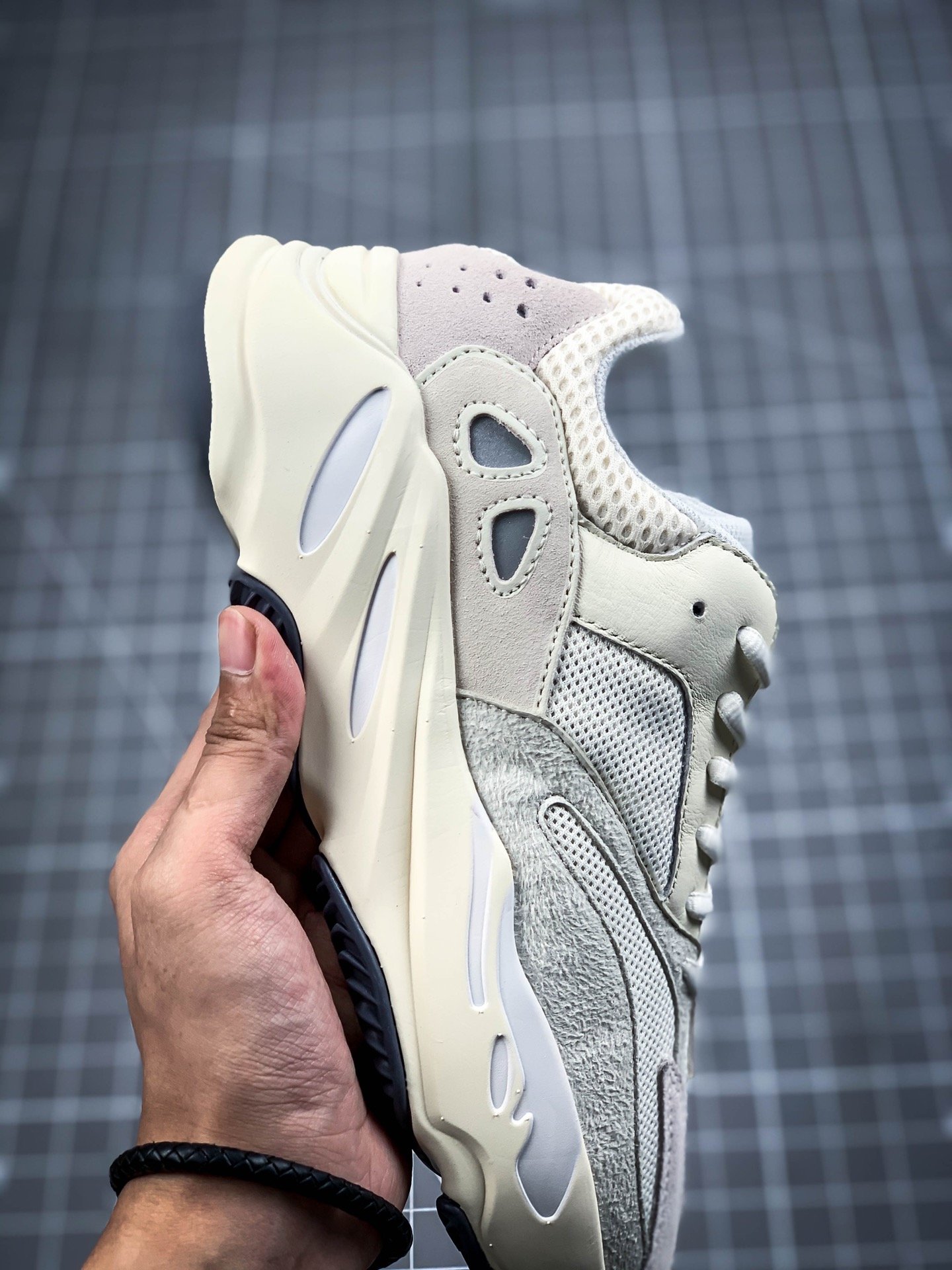 Yeezy Boost 700 Salt/Salt/Salt 9