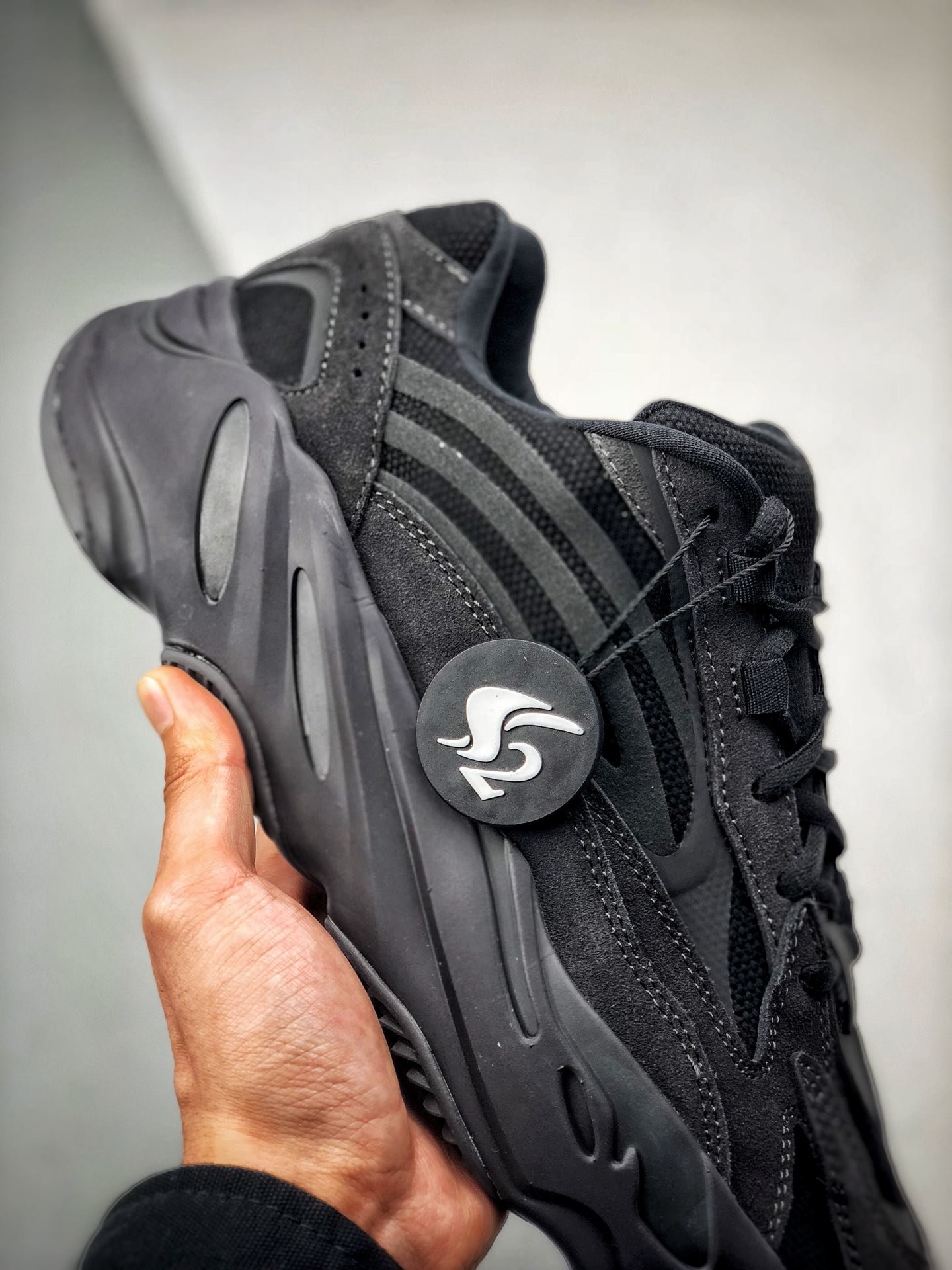 Yeezy Boost 700 V2 Vanta Core Black/Core Black 15