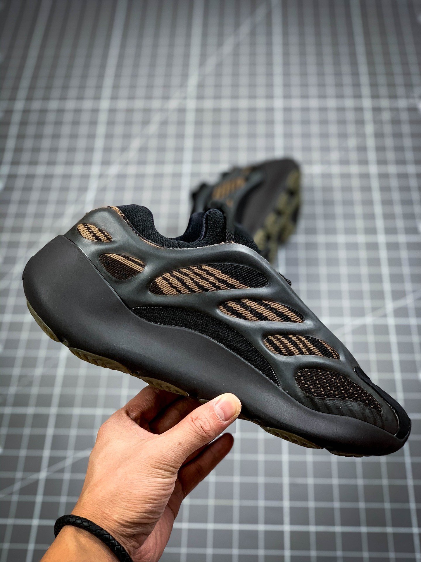 Pk Yeezy 700 V3 Core Black/Core Black/Khaki 13