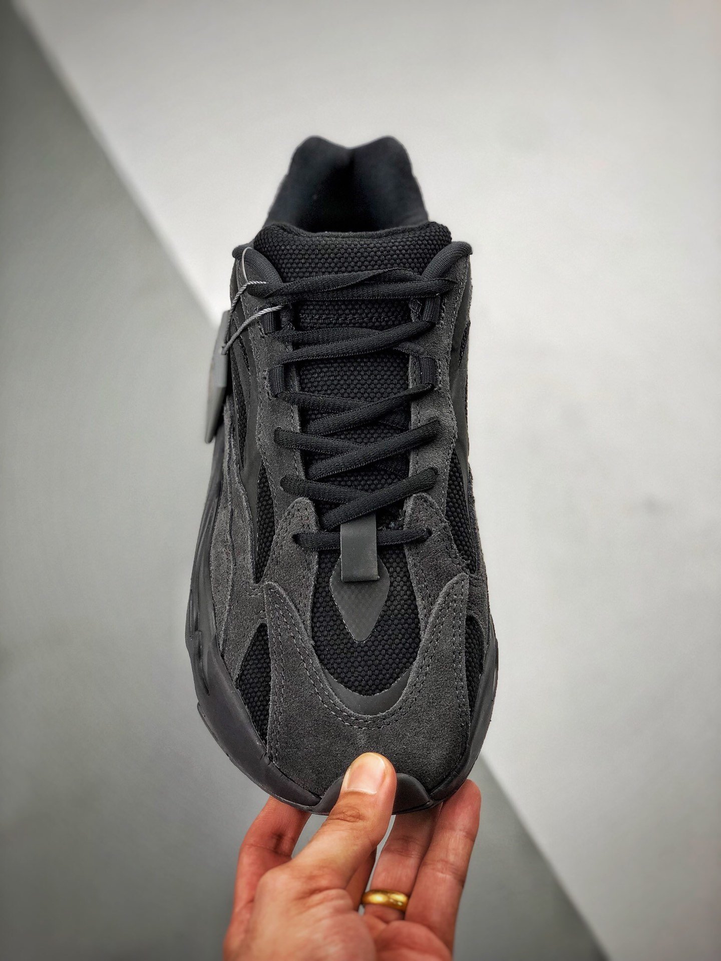 Og Yeezy Boost 700 V2 Vanta Vanta/Vanta 5