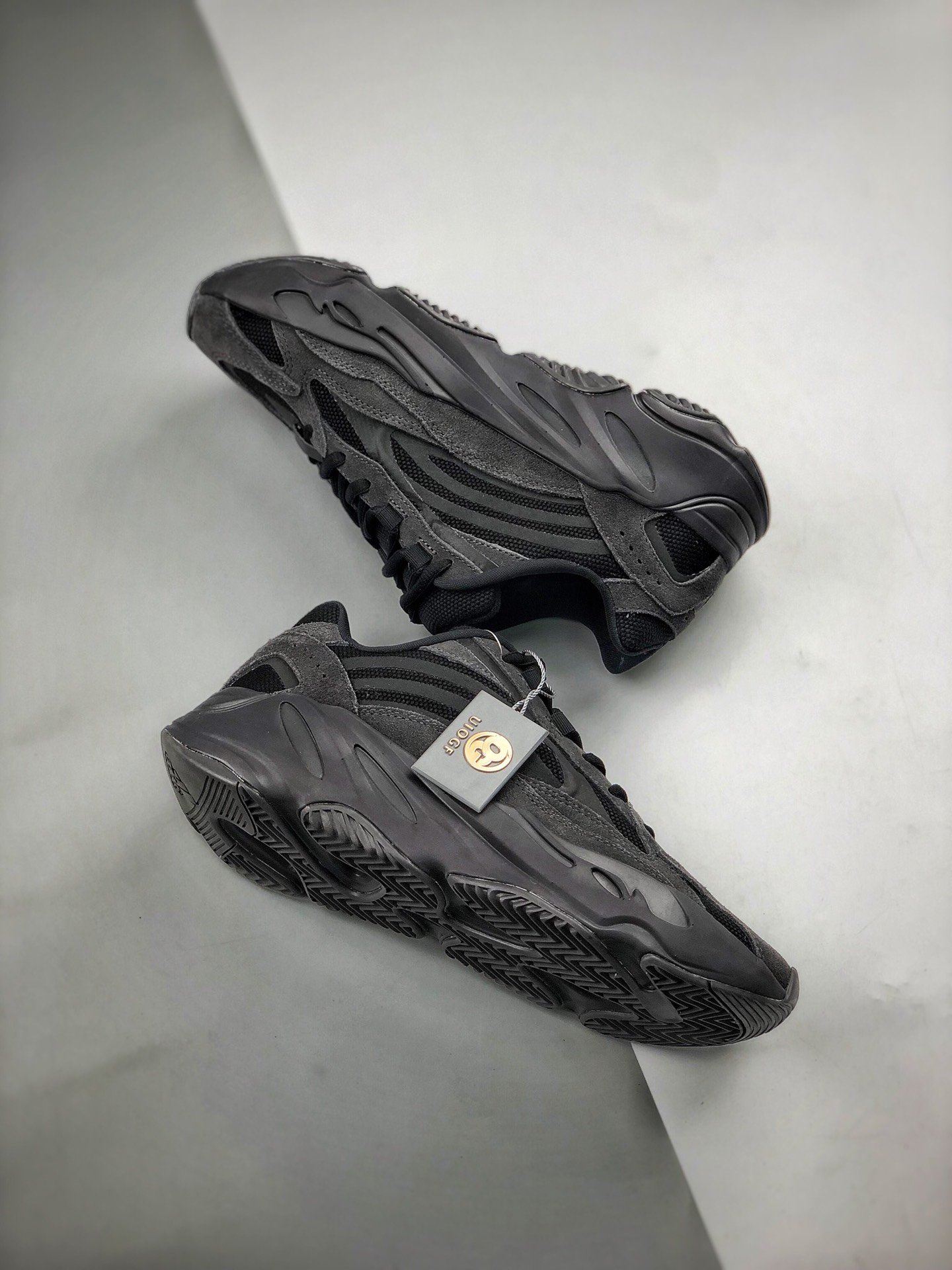 Og Yeezy Boost 700 V2 Vanta Vanta/Vanta 13