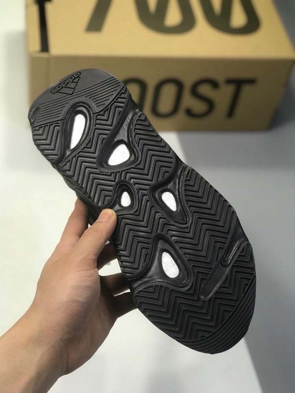 Get Yeezy Boost 700 V2 Vanta Vanta/Vanta 9