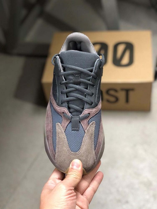 Yeezy Boost 700 Shoes Mauve/Mauve/Mauve 3