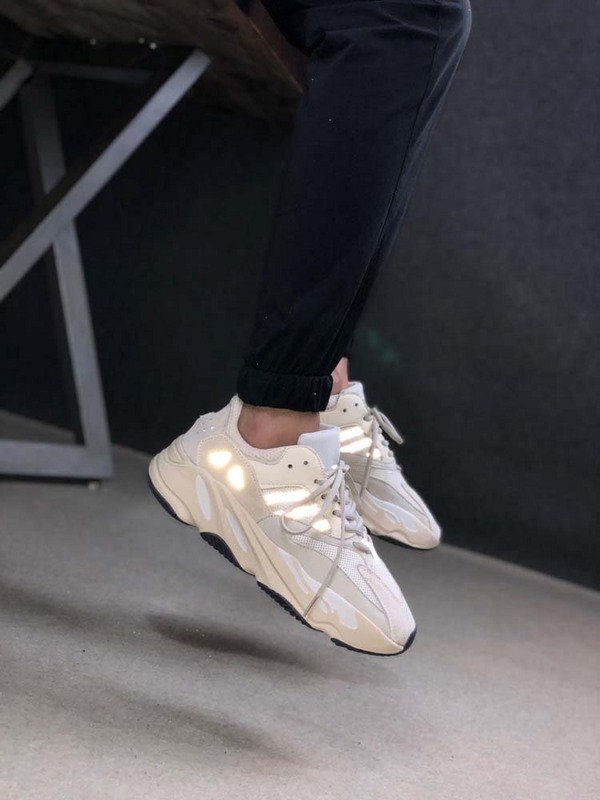 Yeezy Boost 700 Analog/Analog/Analog 13