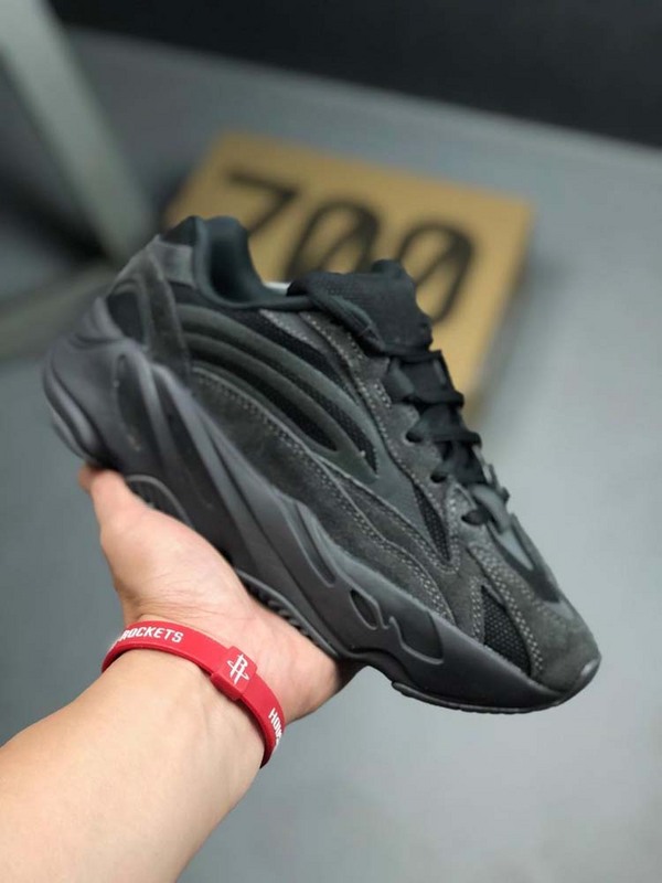 Yeezy Boost 700 V2 Vanta Vanta/Vanta 5