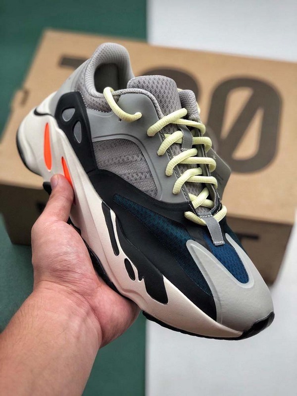 Yeezy Boost 700 Wave Runner Solid Grey/Chalk White/Core Black 15